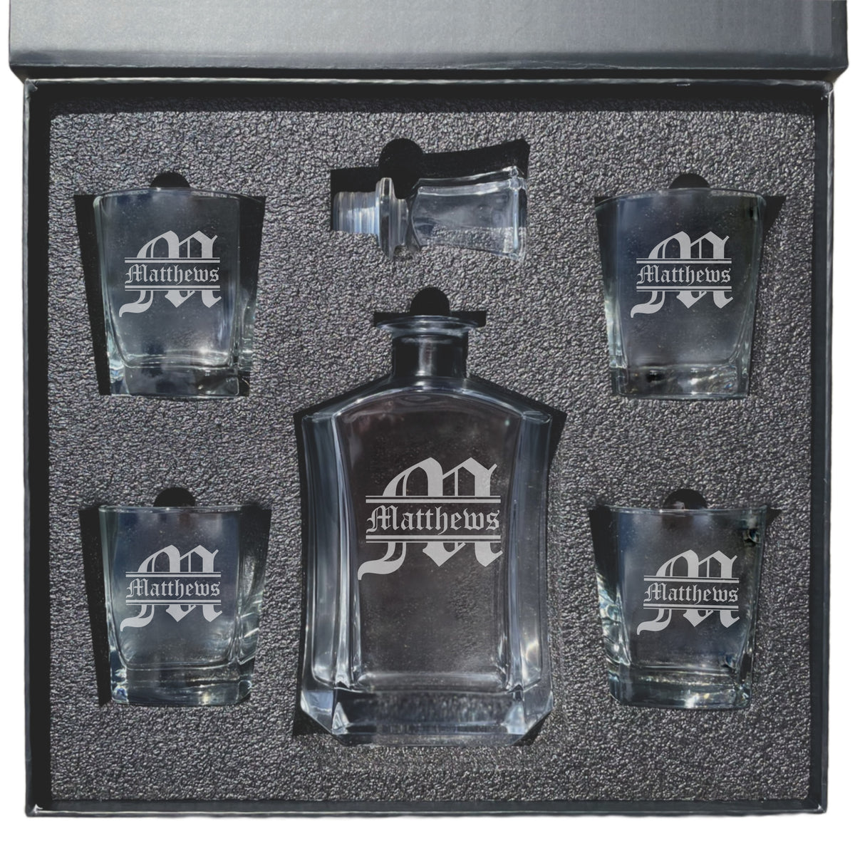 Personalized Whiskey Decanter Set with Glasses and Gift Box Set - Classic Design