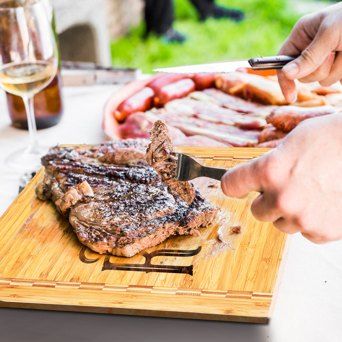 Customized King of the Grill BBQ Bamboo Deluxe Cutting, Carving and Slicing Board